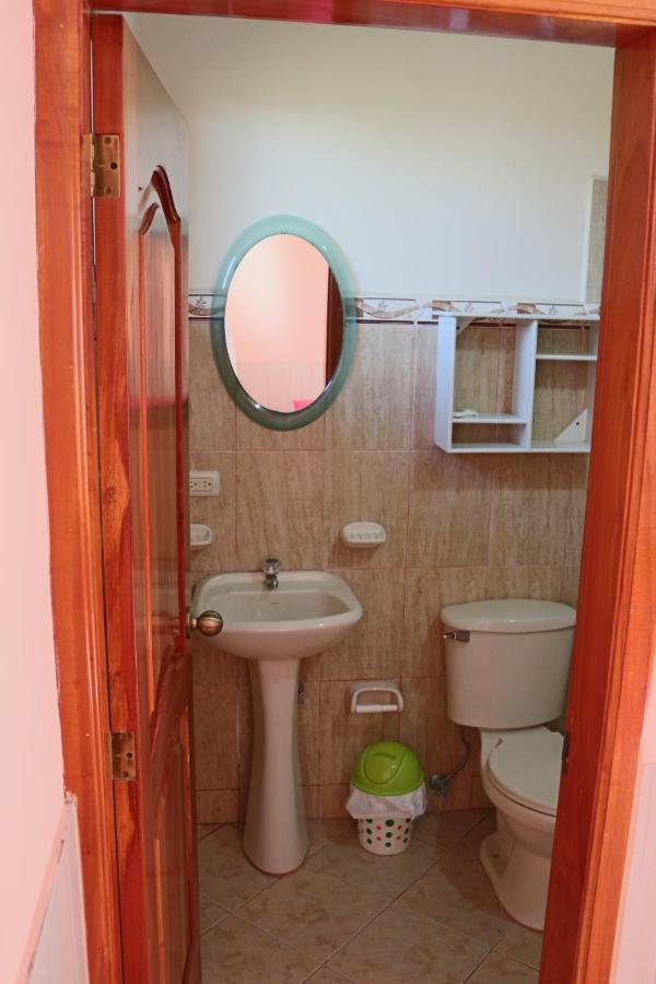 Lodge Cartago Bay Puerto Villamil