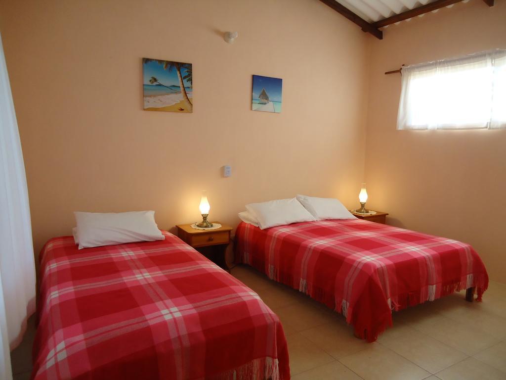 Lodge Cartago Bay Puerto Villamil
